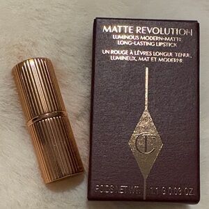 Mini Charlotte Tilbury Matte Revolution Lipstick in Pillow Talk